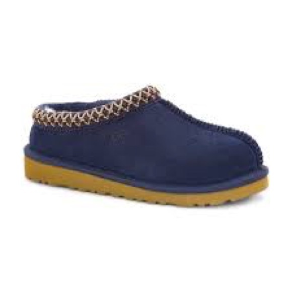 navy blue ugg slippers